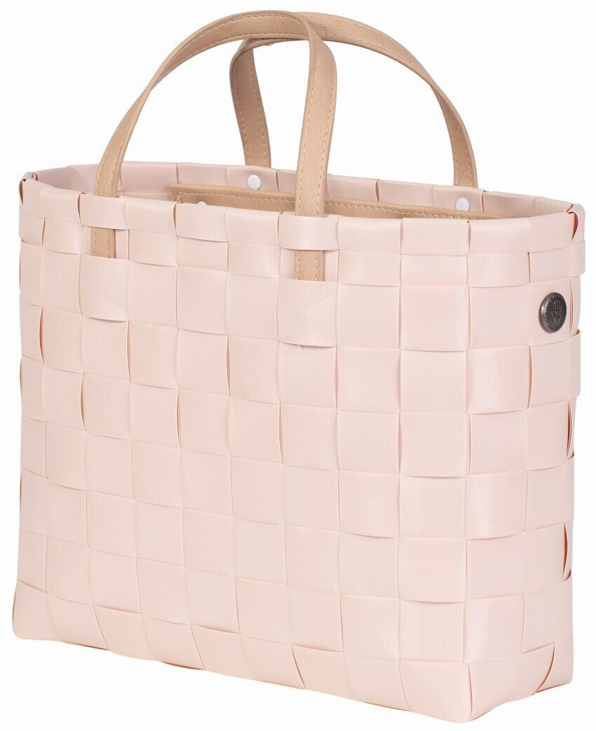 Handed by Petite Shopper nude