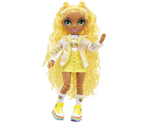 Promo très attractive sur cette poupée Rainbow High Junior - Purepeople