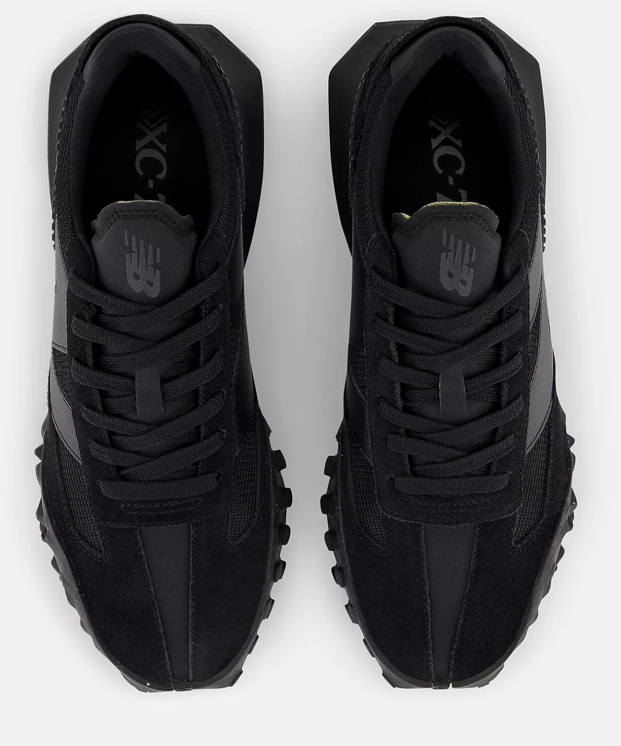Nike triple black clearance 72