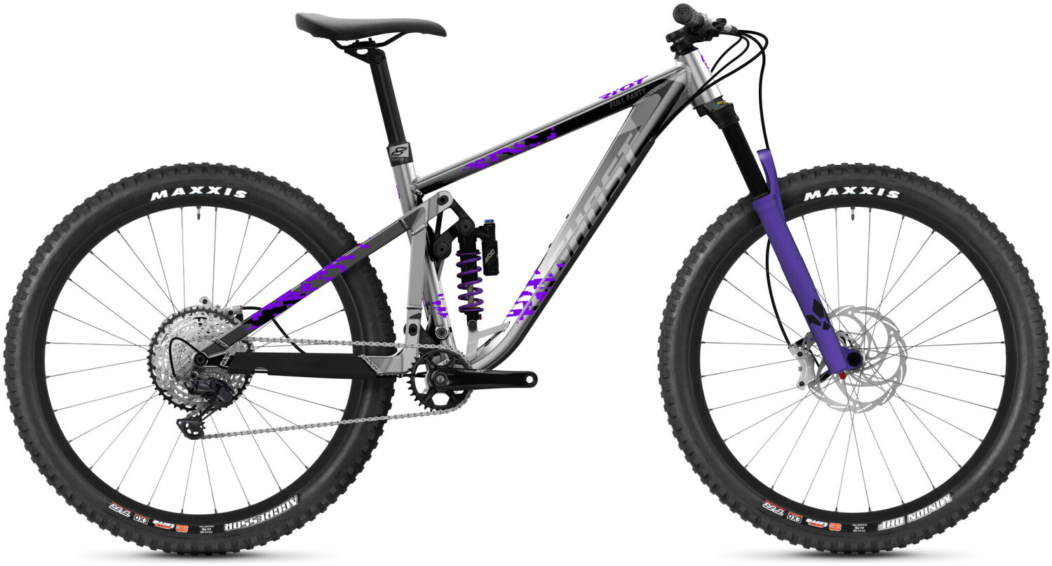 Ghost Riot Trail Party (2021) black/black