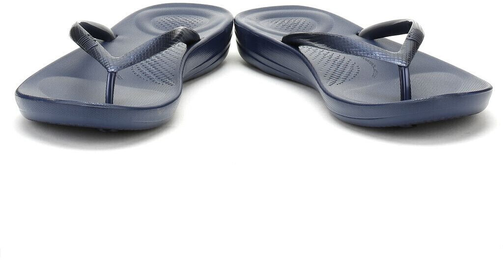 FitFlop Women's Iqushion Ergonomic Flip-Flops Sandal (size 9