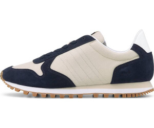 beige runners trainers