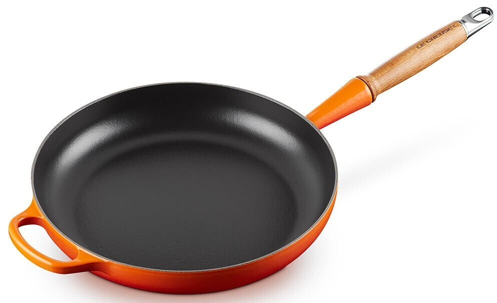 Le Creuset Signature Cast Iron Frying Pan with Wooden Handle 24 cm orange