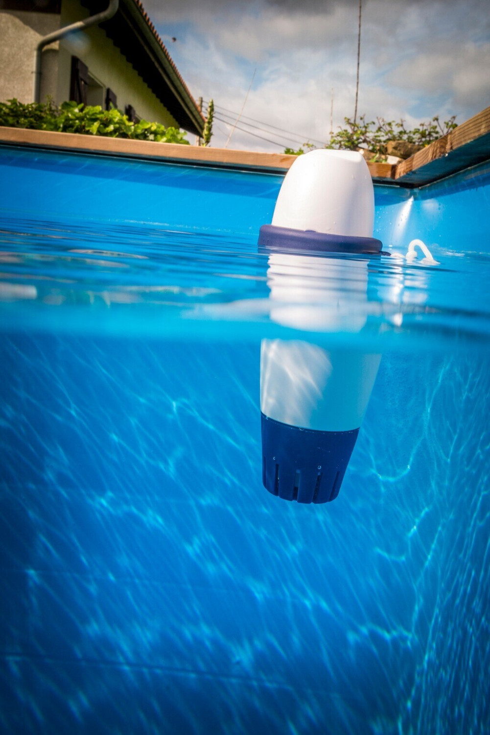 Analyseur piscine intelligent testeur d'eau connecté Blue Connect