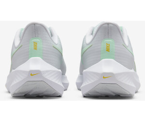 Nike air zoom pegasus 36 outlet womens running shoes green / white