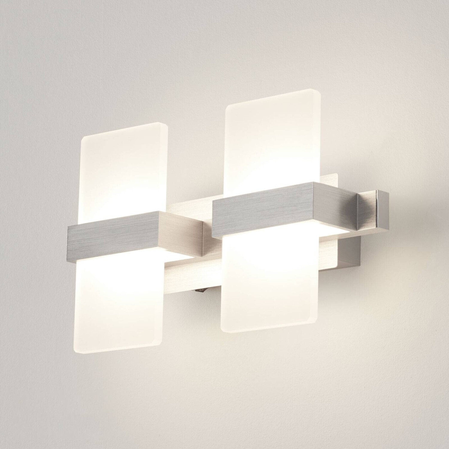Trio LED Wandleuchte Aluminium-Gebürstet/Weiß 2x4,5W/860lm bei (274670205) 69,49 Preisvergleich | ab €