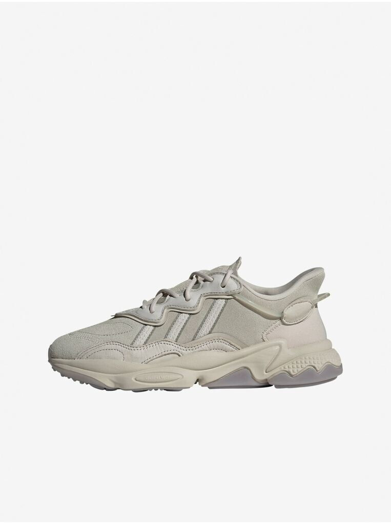 Adidas ozweego size 8 top
