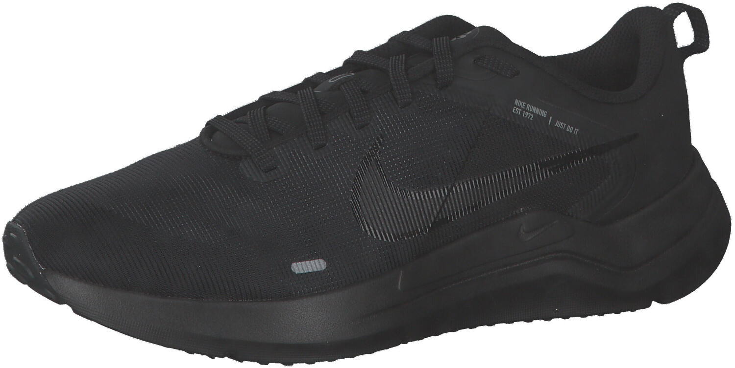 Black nike downshifter clearance