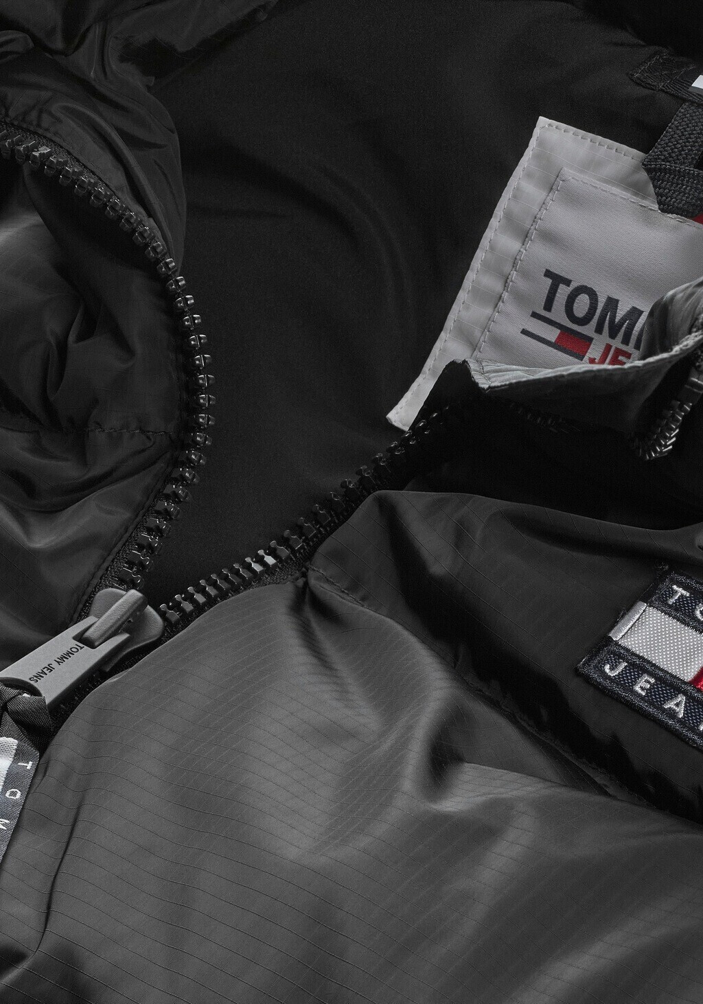 Tommy Hilfiger Alaska Puffer Vest (DW0DW14290) black ab 122,00 € |  Preisvergleich bei