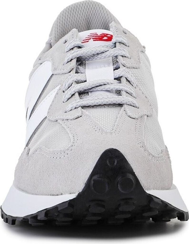 New balance prezzi bassi best sale