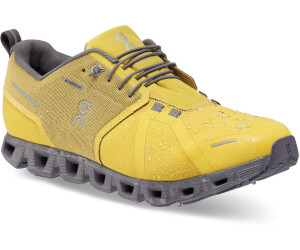Mustard top running shoes