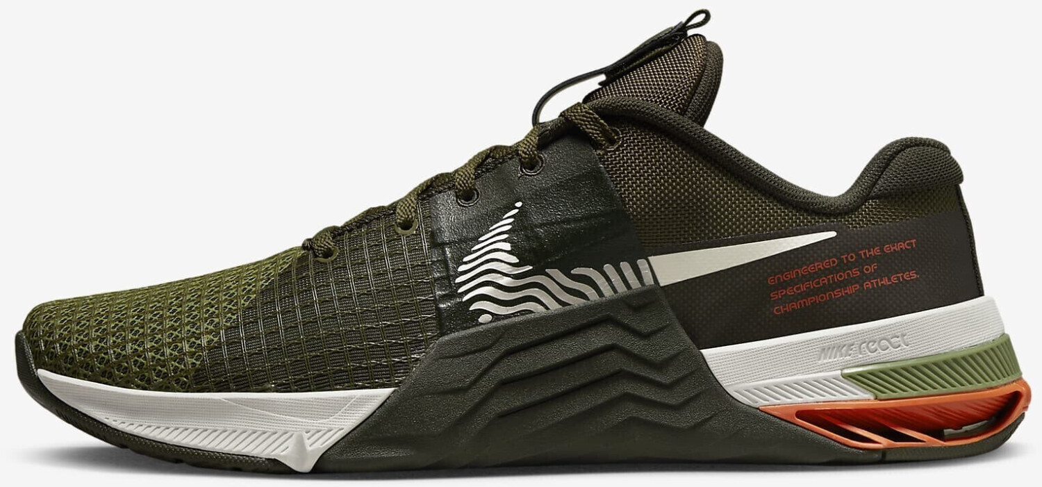 Nike Metcon 8 cargo khaki/sequoia/alligator/light bone