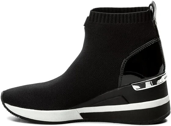Michael kors skyler bootie sale new arrivals