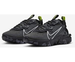 Nike react black sales volt