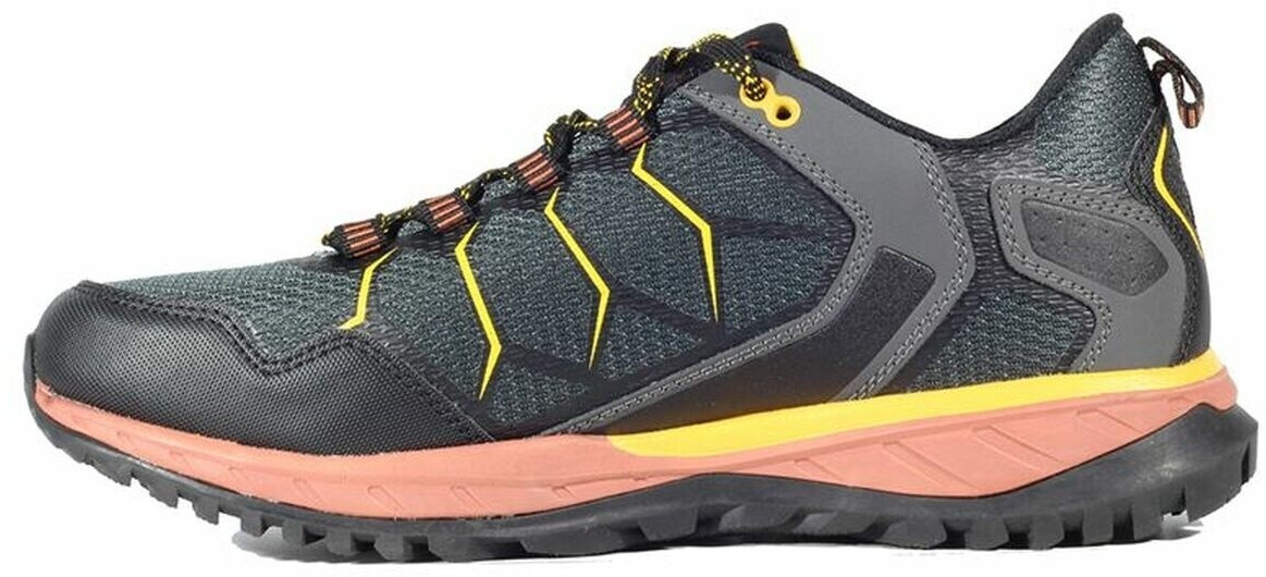 Hi-Tec Ultra Terra Hiking Shoes (O090072006) brown