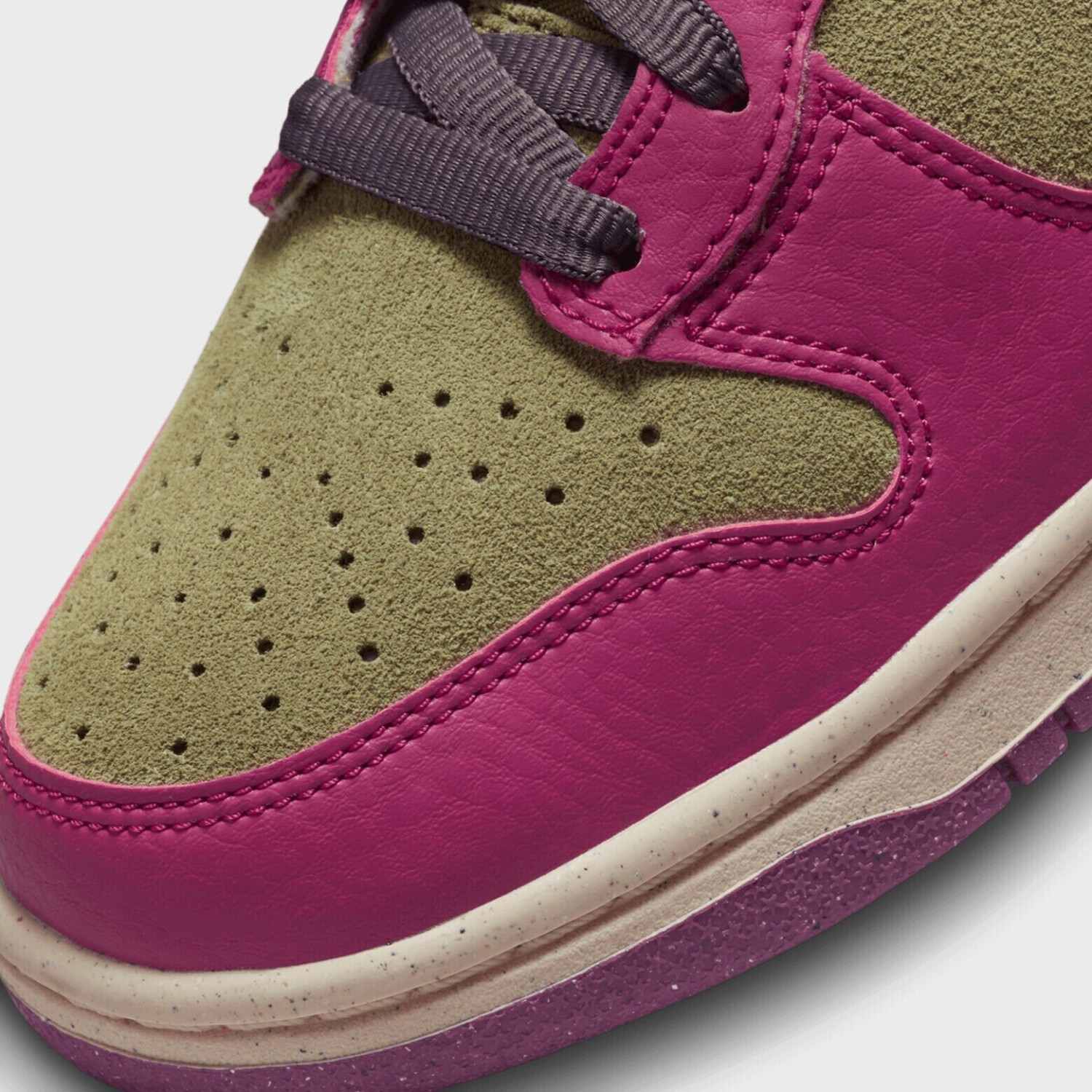 Sb dunk high pro qs granddaddy purp on sale