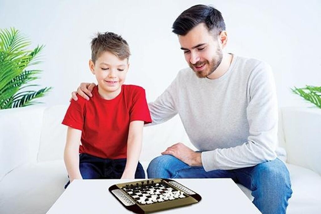 Jeu D'Échecs Électronique Harry Potter Lexibook - 64 Niveaux, Éclairage LED, Sons, Clavier Tactile - CG3000HPLXB