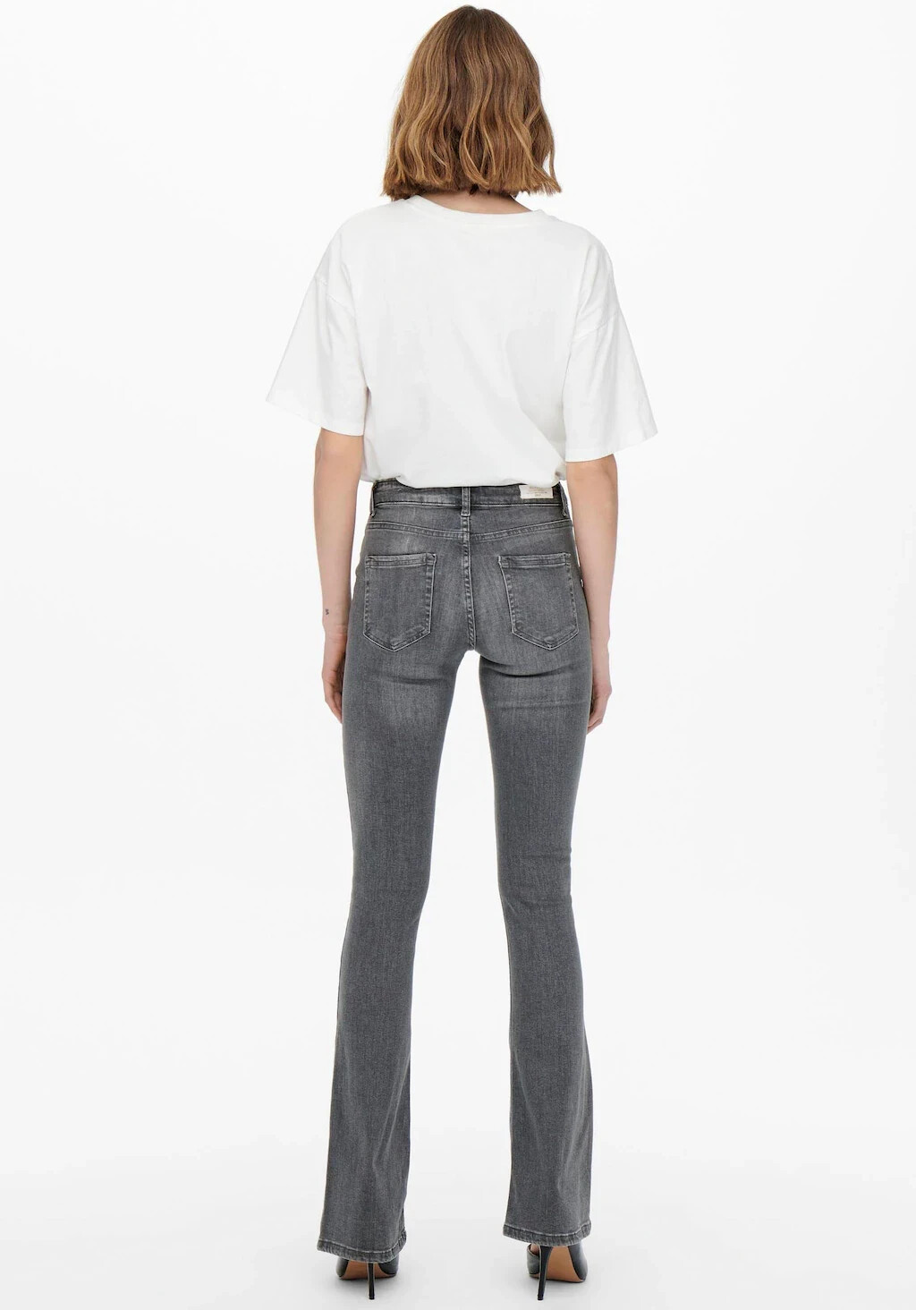 only-blush-mid-flared-jeans- 
