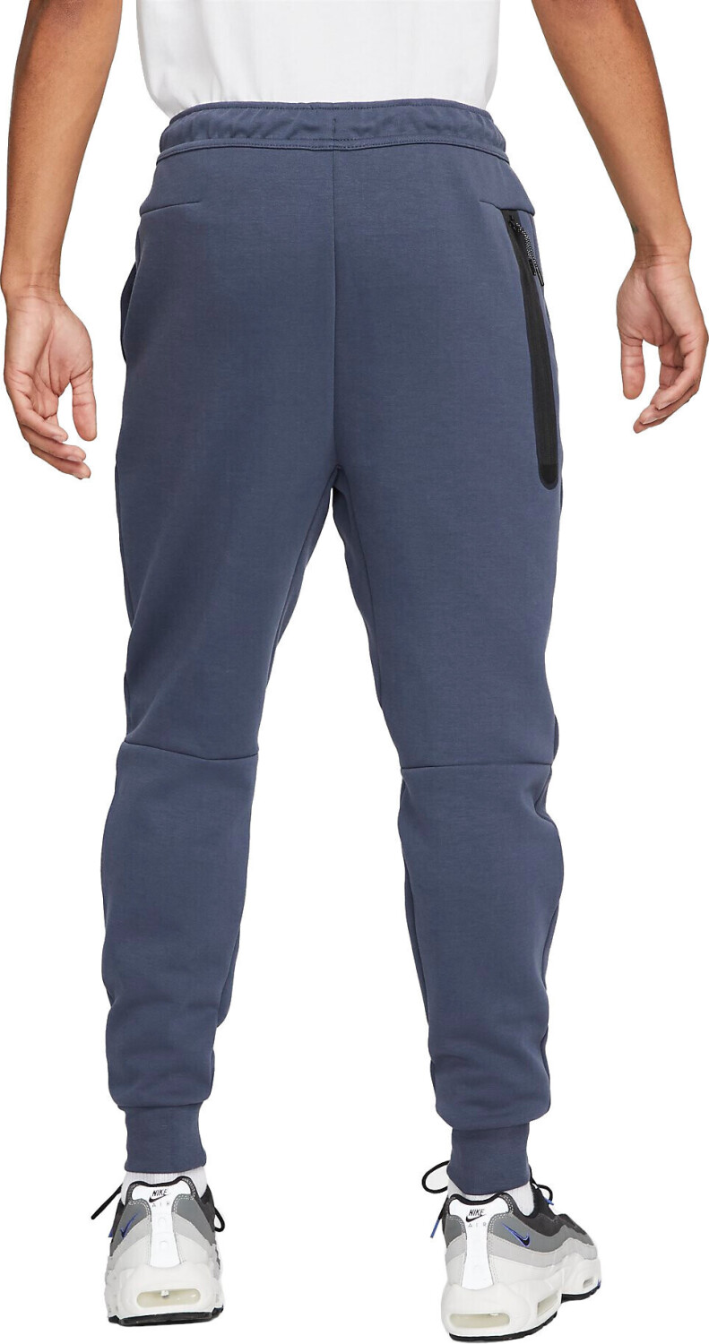 Buy Nike Sportswear Tech Fleece Joggers thunder blue/metallic cool grey  from £68.94 (Today) – Best Deals on idealo.co.uk
