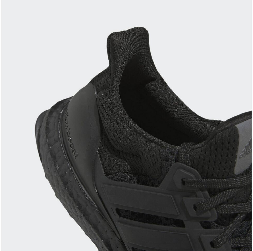Ultra boost 4. core black true green store