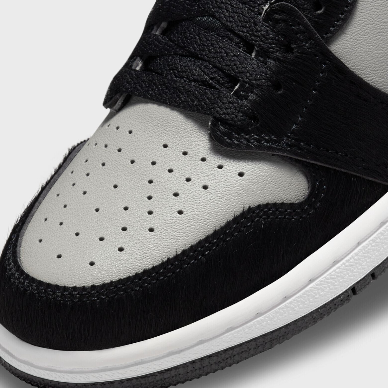 Nike Air Jordan 1 Mid Women medium grey au meilleur prix sur