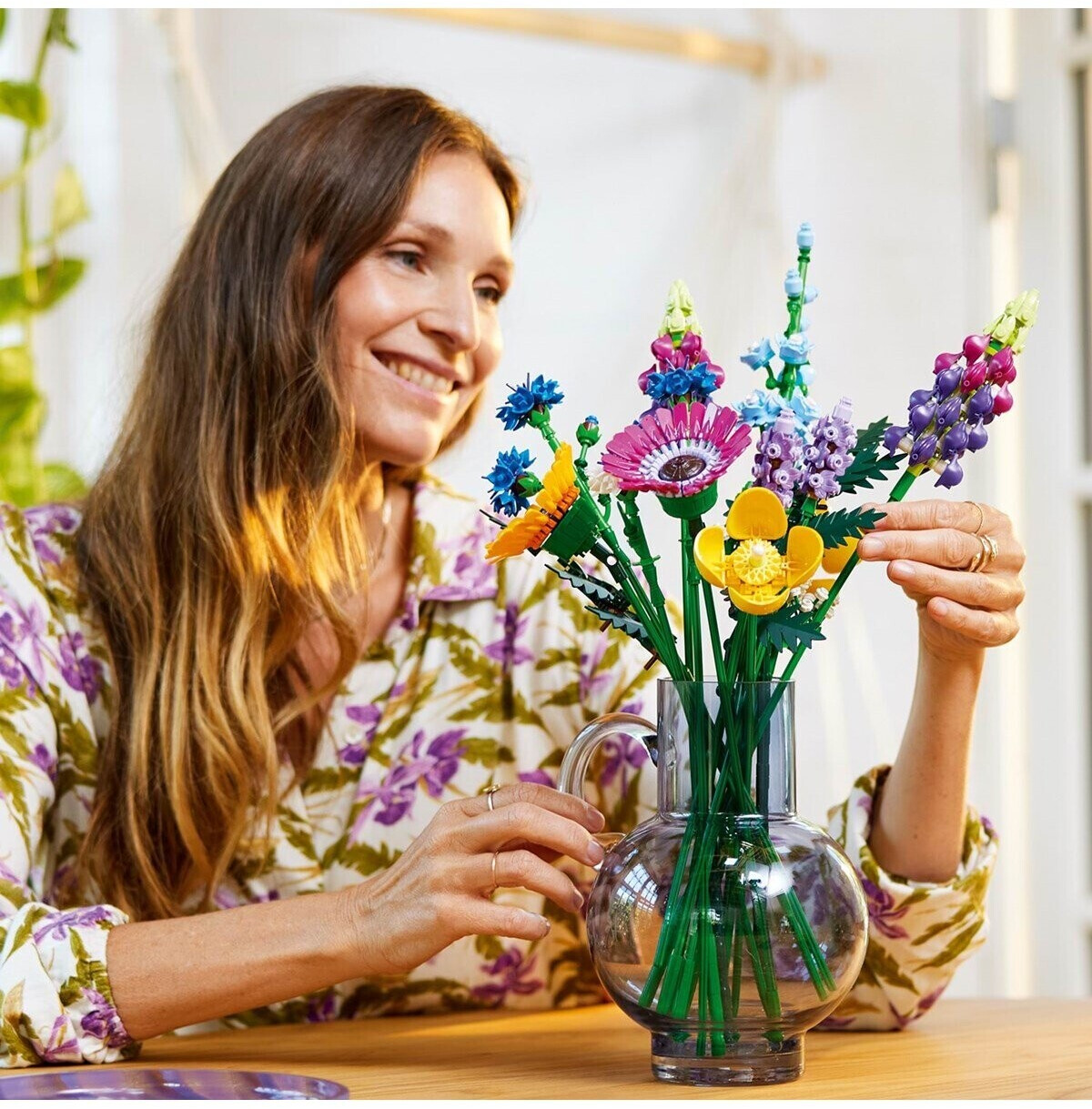 Soldes LEGO Icons - Bouquet de fleurs sauvages (10313) 2024 au meilleur  prix sur