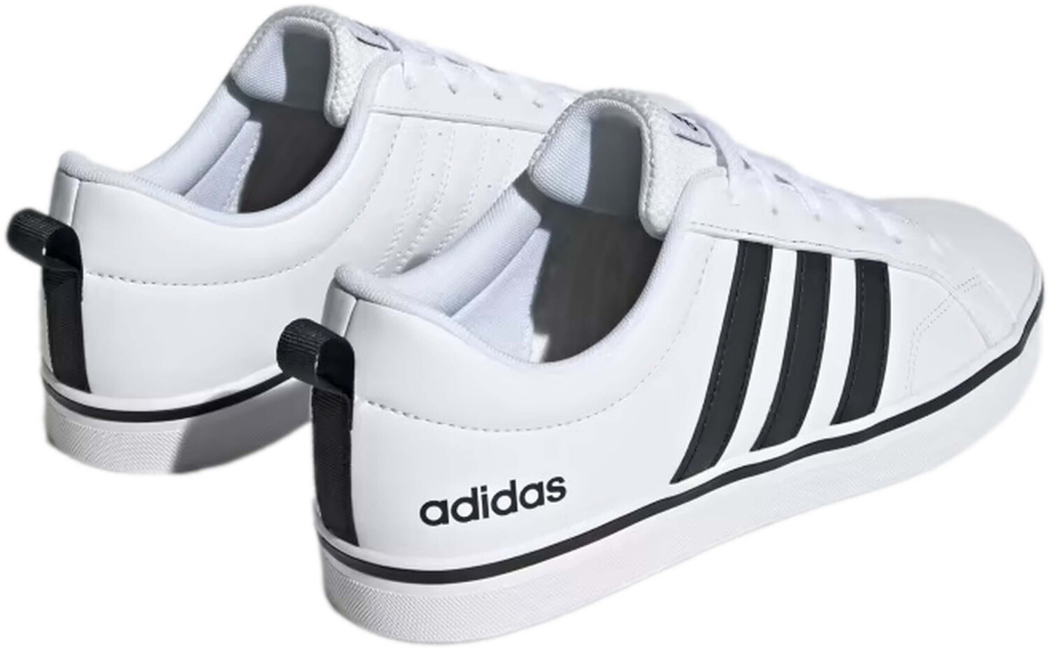 Adidas pace vs nubuck 2025