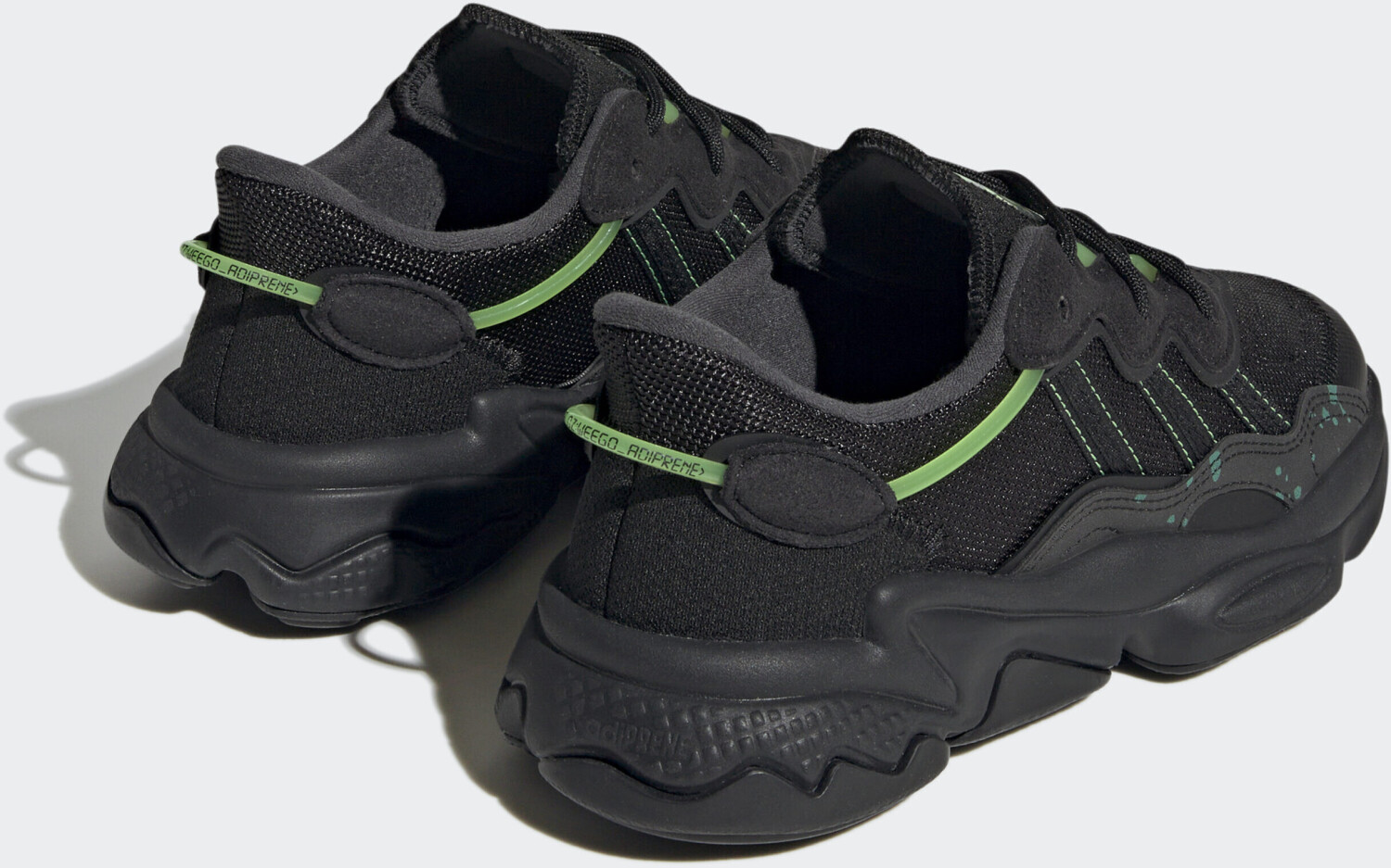 Adidas ozweego deals orange youth