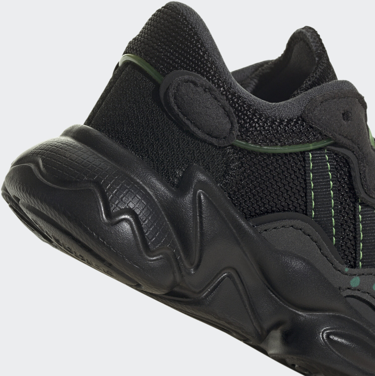Adidas Ozweego Baby core black/core black/solar green ab 46,00