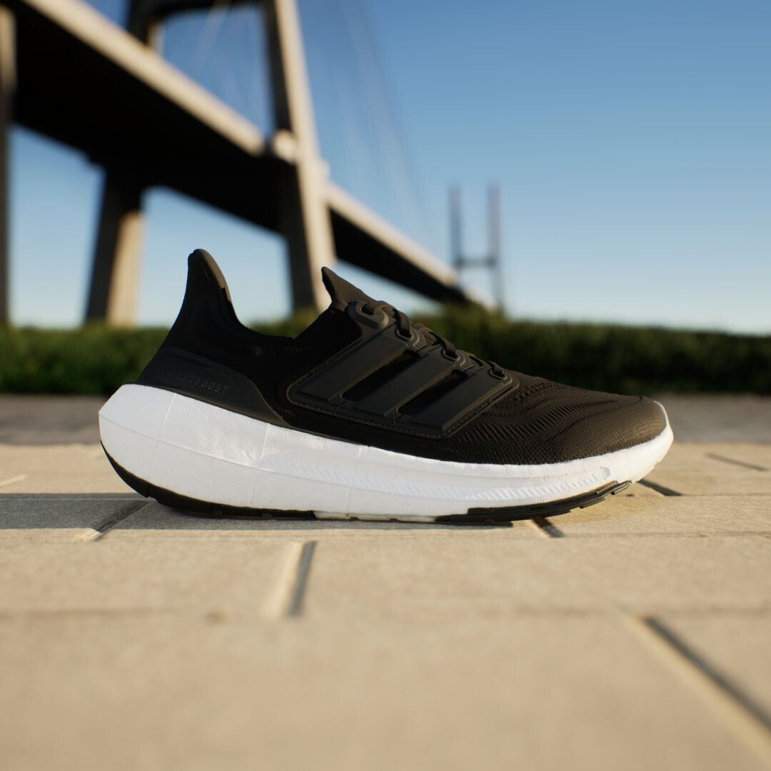 Black ultraboosts cheap