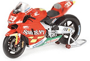 Minichamps Honda RC211V Team Spain's No.1 Marco Melandri MotoGP 2006 (061033)