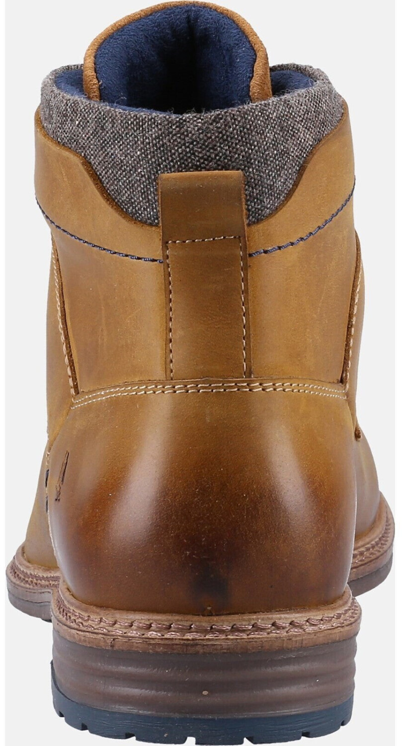 Hush puppies hotsell colbert boot
