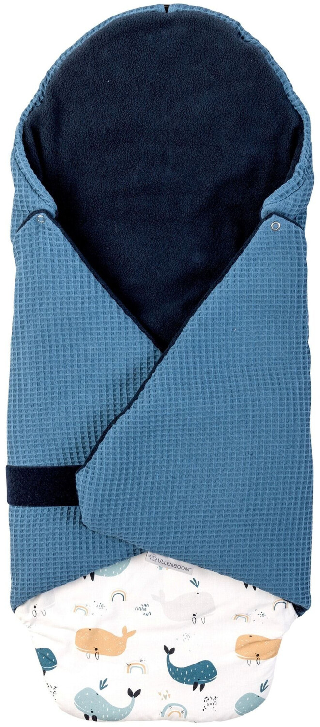 Ullenboom Wrap Blanket Waffle piqué blue whales