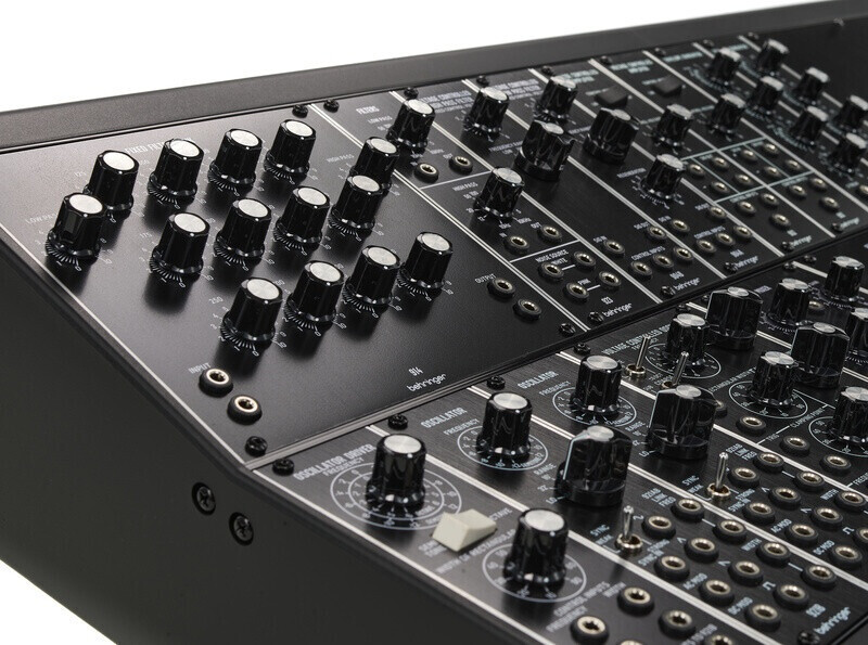 Behringer System 15