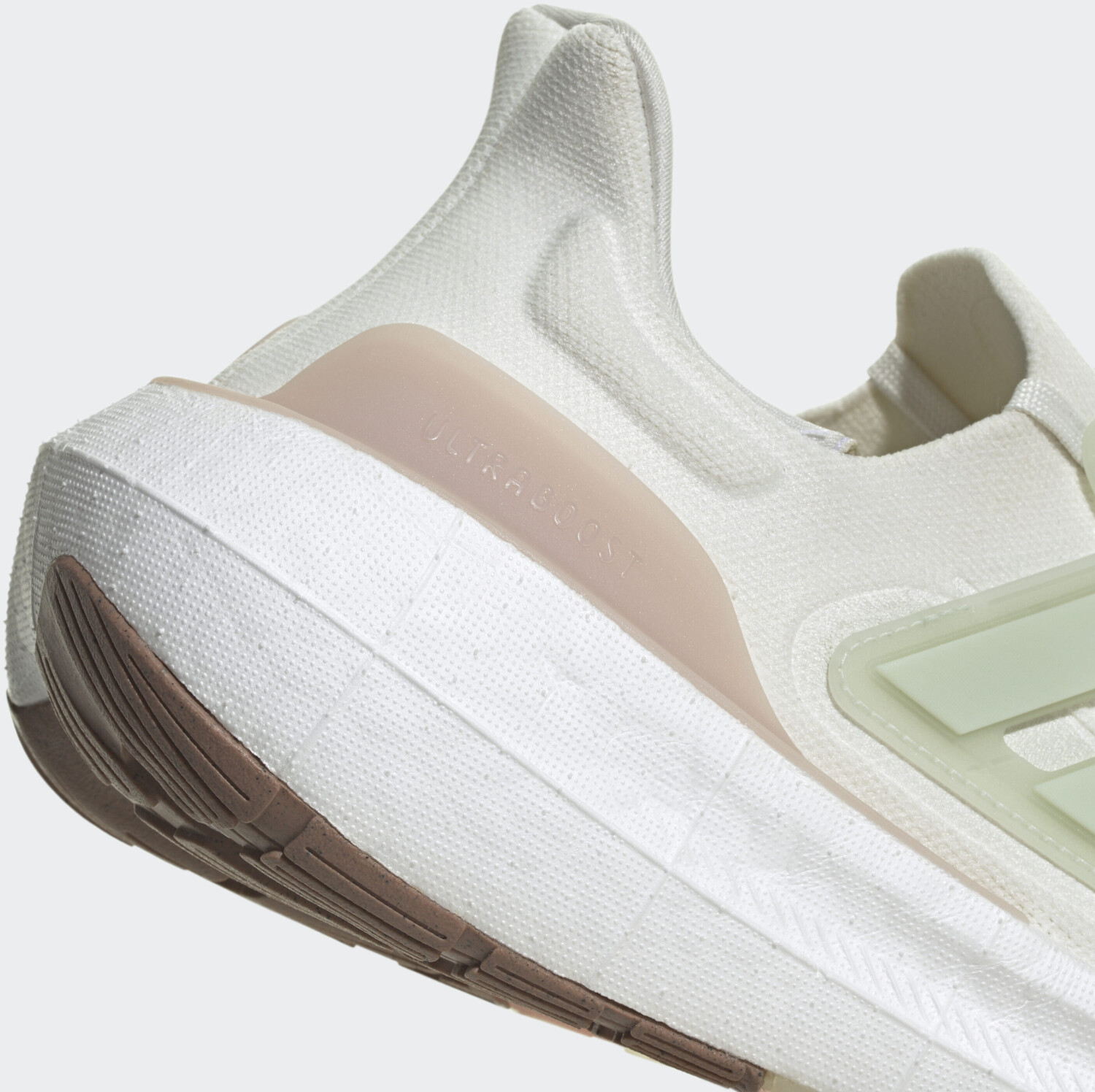 Ultra boost discount 19 linen green