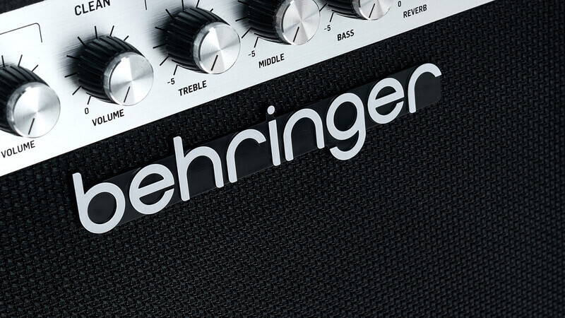 Behringer HA-40R