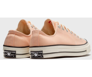 Coral chucks top