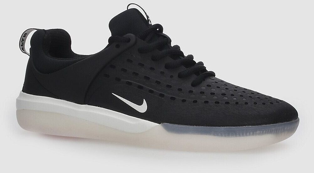 Nyjah tenis top