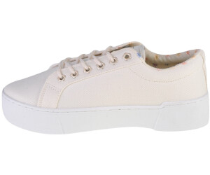 Levi platform trainers deals