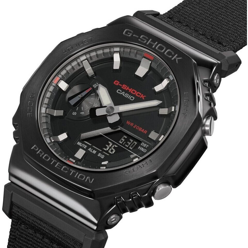 Montre Homme Casio G-Shock boîtier acier doré, cadran noir GM-2100G-1A9ER