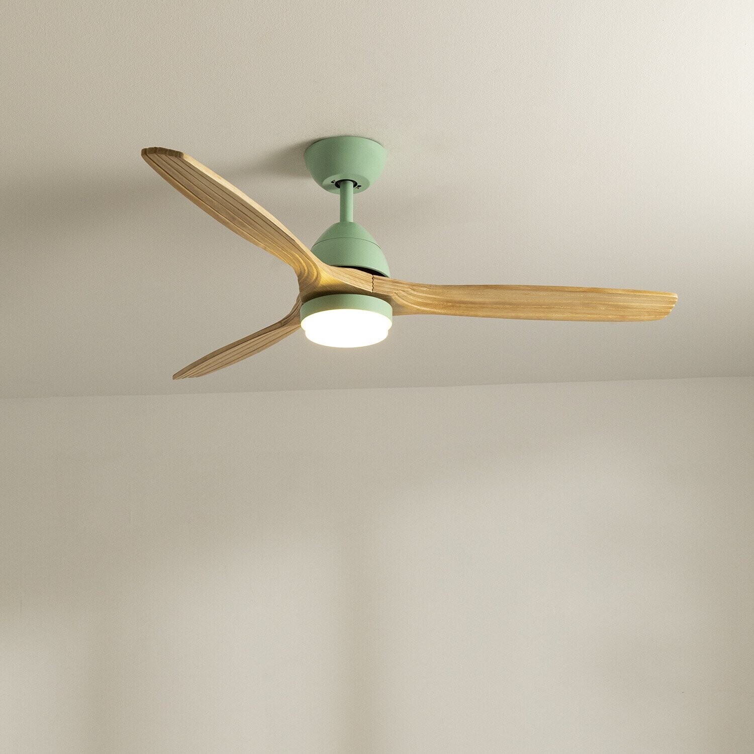 CREATE Windlight Cup DC 132 cm green