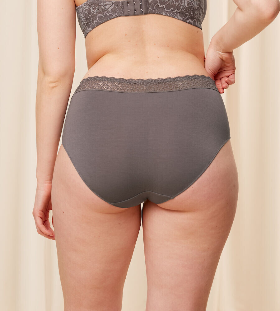 Triumph Feel Of Modal Midi 3p Underwear In Black | Lyst UK