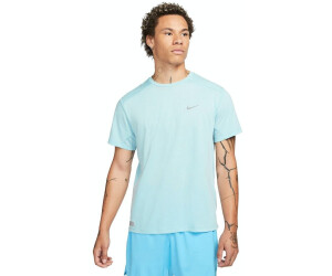 Rise 365 hotsell nike