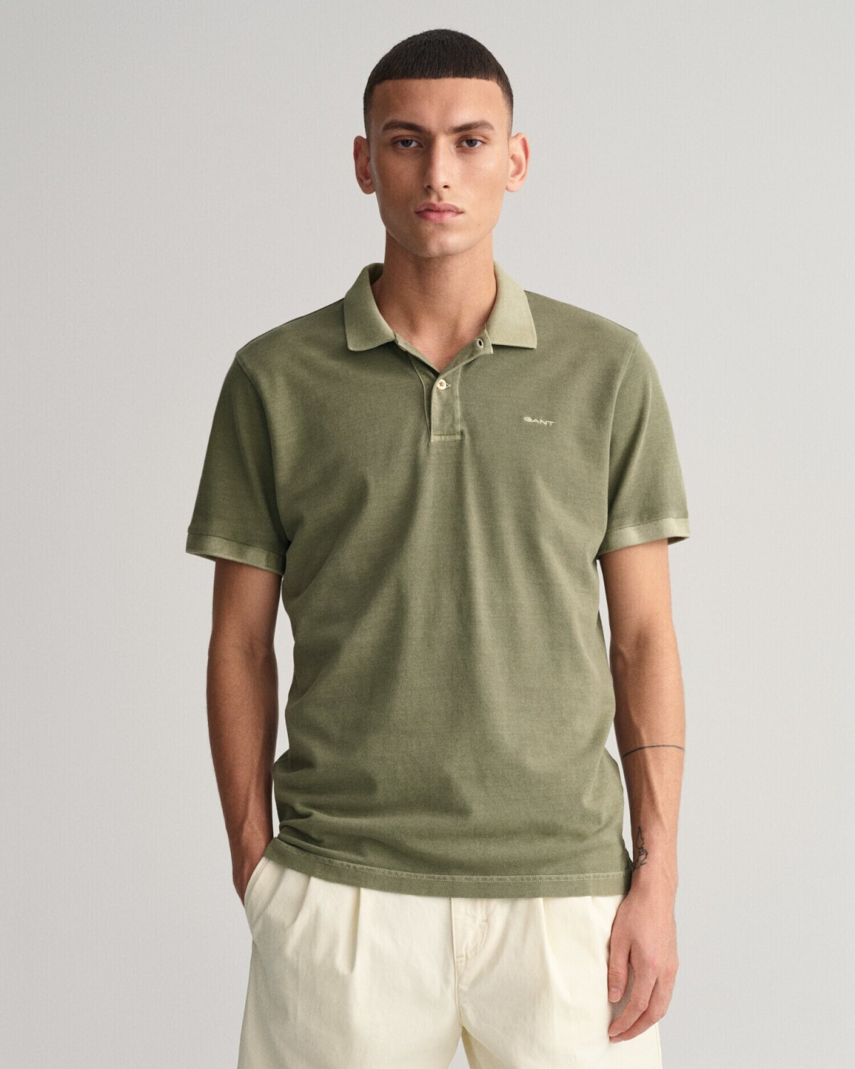 GANT Sunfaded piqué polo shirt (2043005) kalamata green