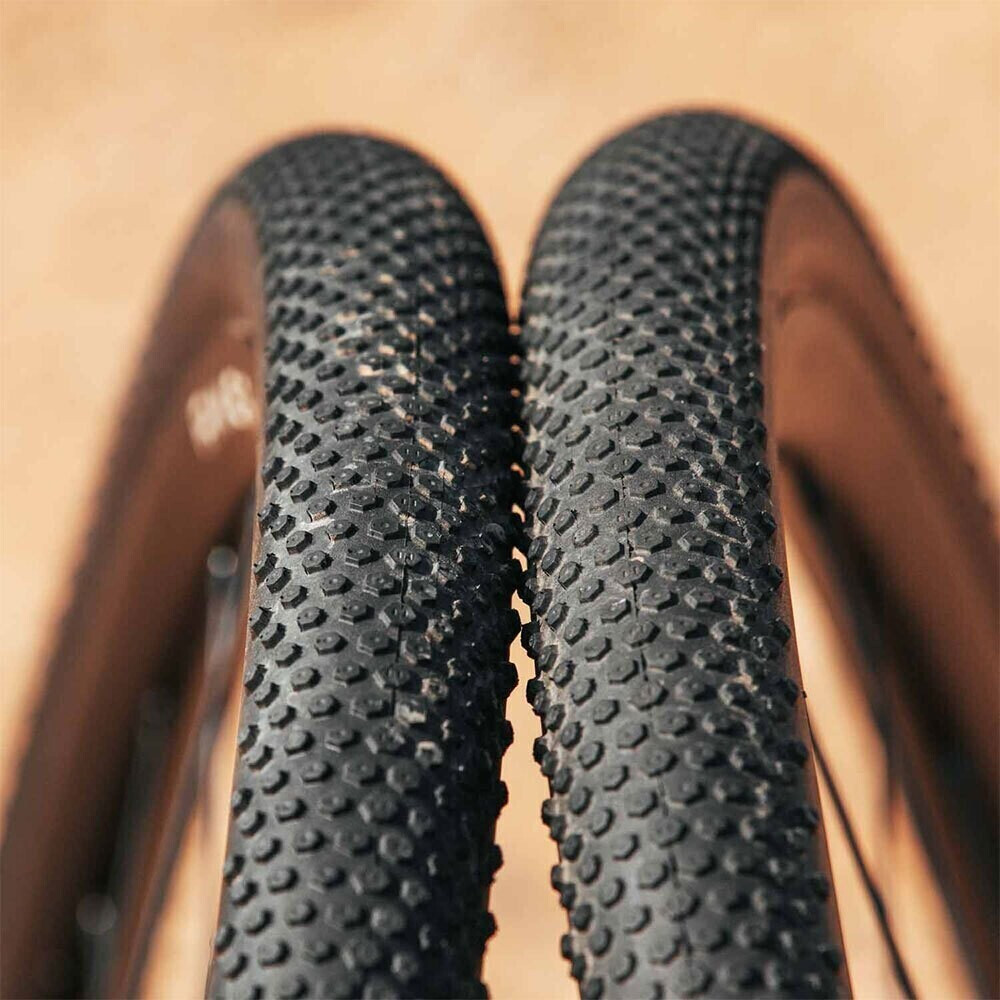 Gravel Aggregate All-around Tubeless Gravel silver 650B x 47