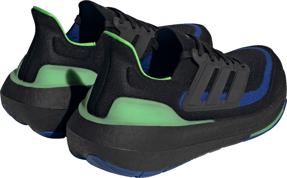 Black and teal ultra boost 2025