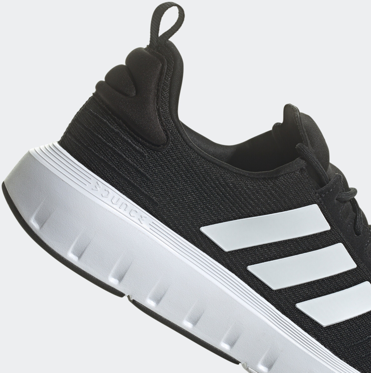 Swift run core black/footwear white outlet