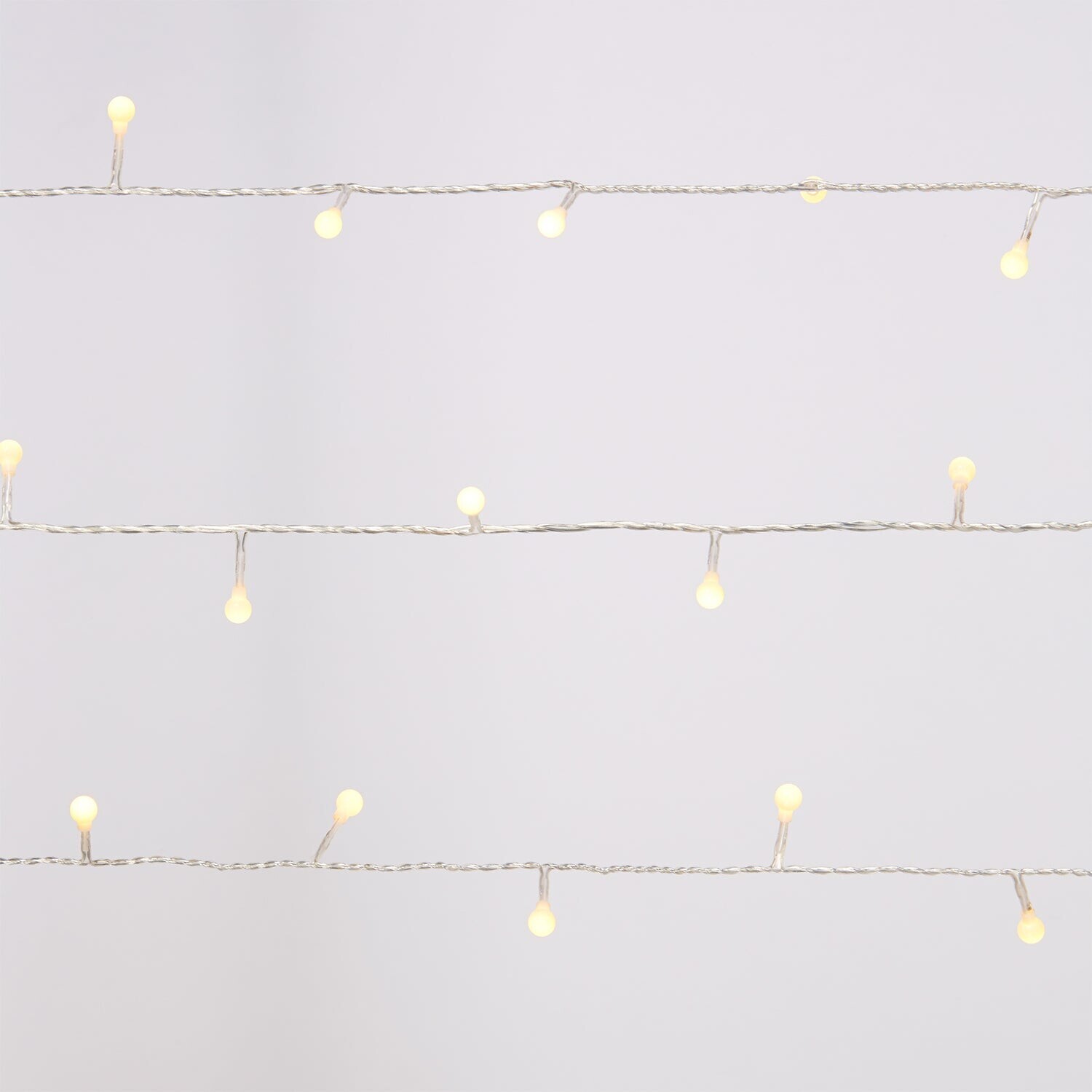 Lights4fun 40er LED Kugel Lichterkette warmweiß ab 19,99