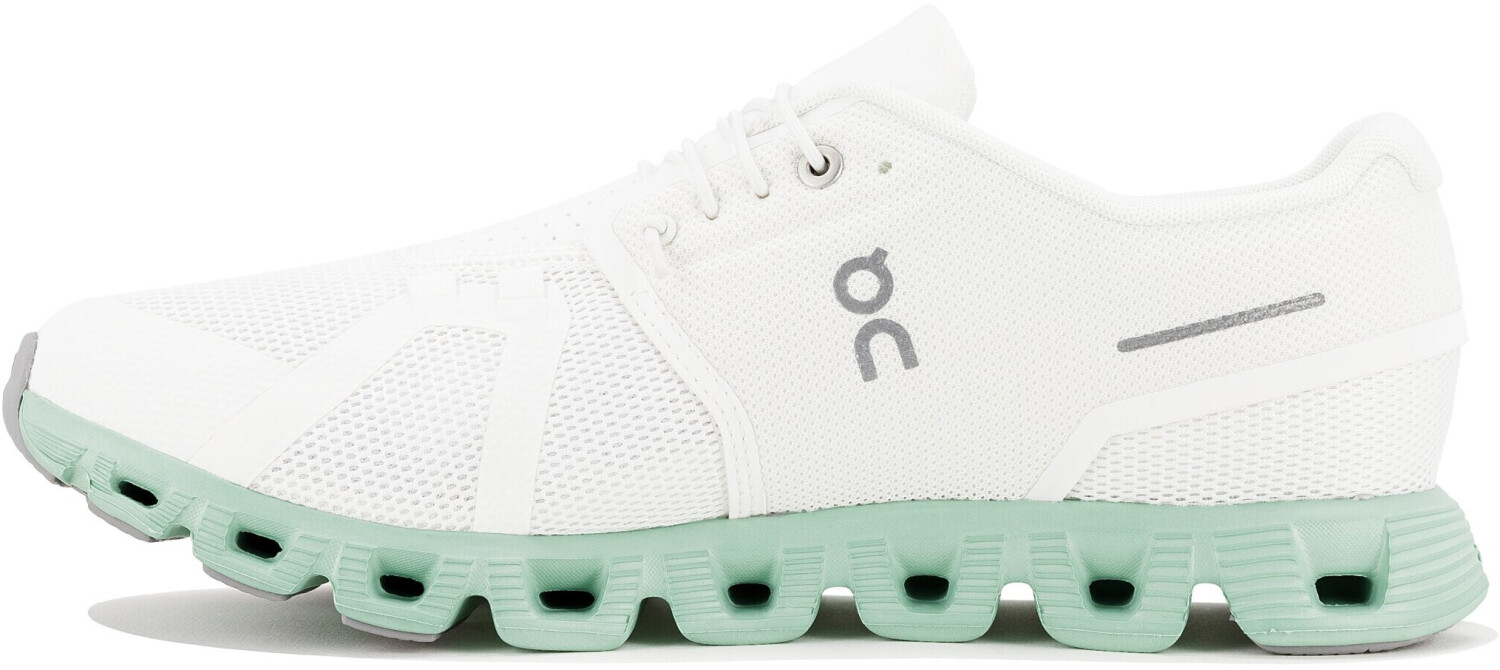 On Cloud 5 (59.98369) undyed/white/creek desde 99,64 € | Compara