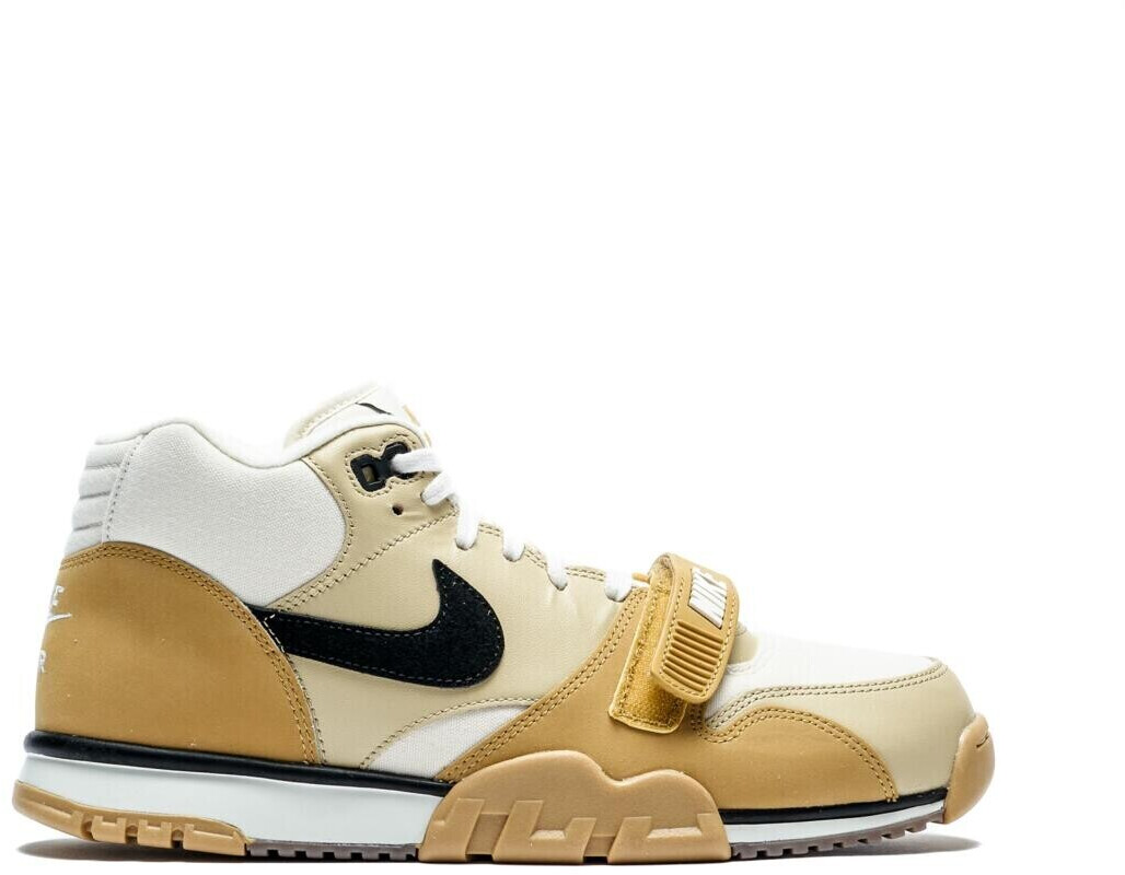 Black and gold nike trainers cheap